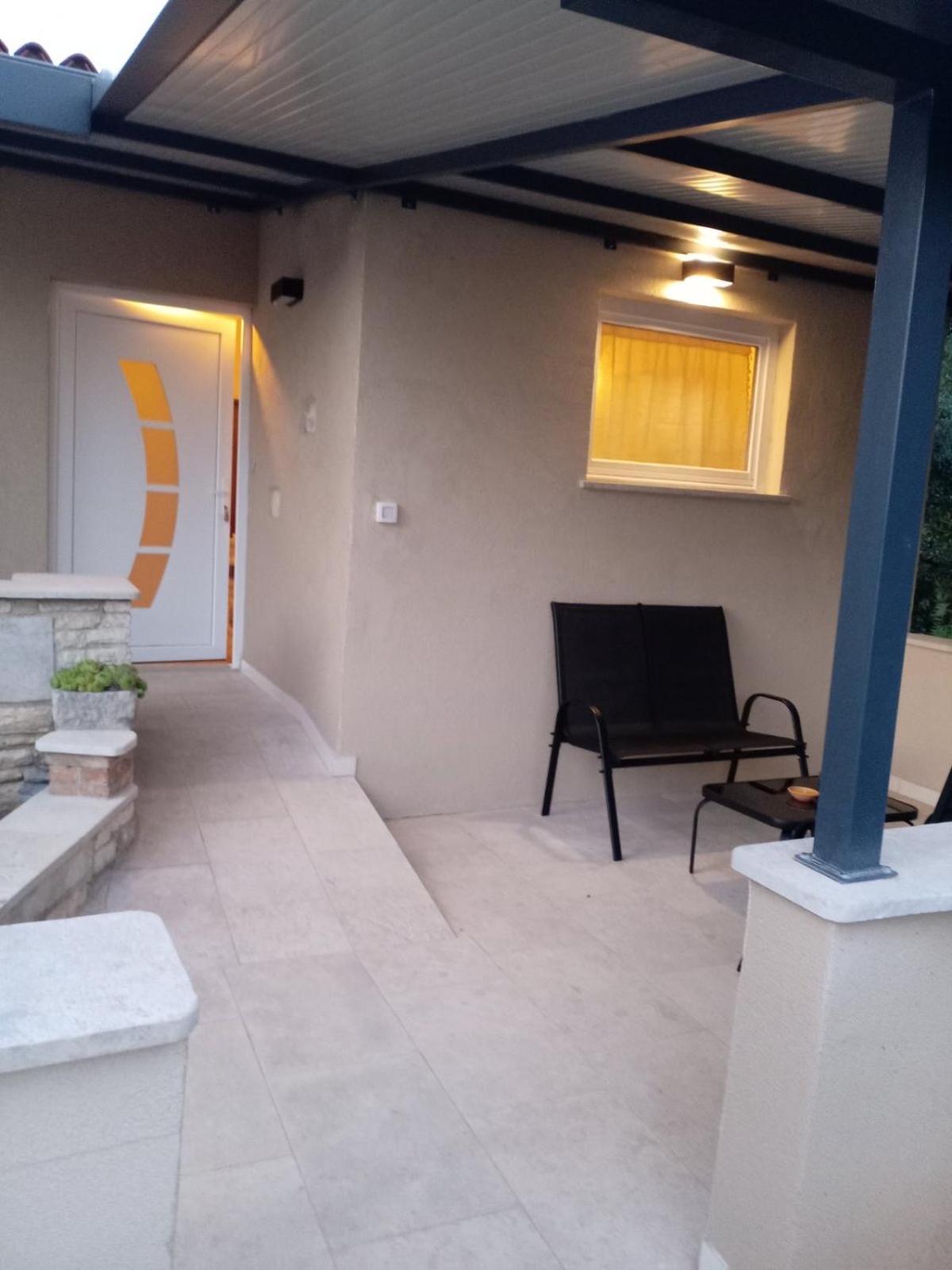 فيلا House For Rent Ulika Valbandon المظهر الخارجي الصورة